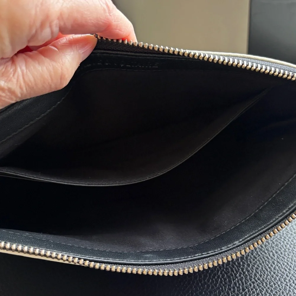 Zadig and Voltaire white leather clutch bag black white woman motorcycle logo - Picture 8 of 11